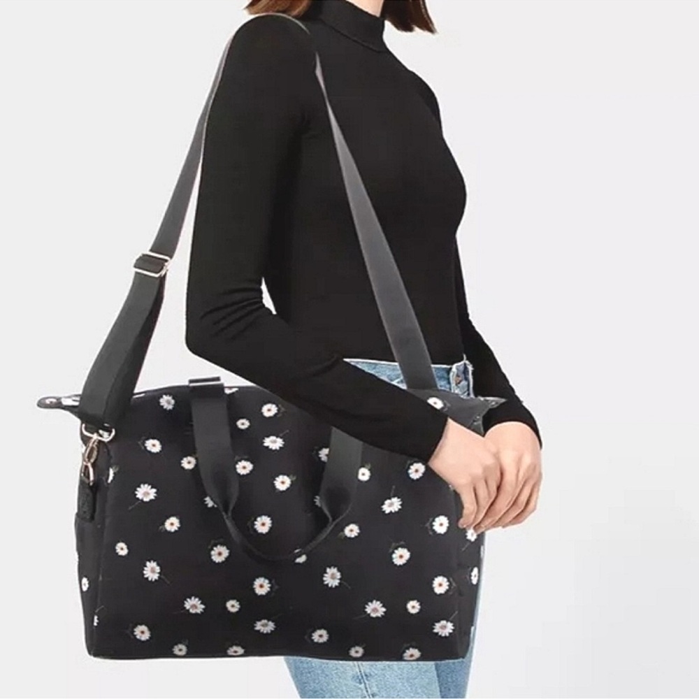 Alice + Olivia Black Daisy Print Travel Weekender Duffle Bag 🌼 - Picture 14 of 14